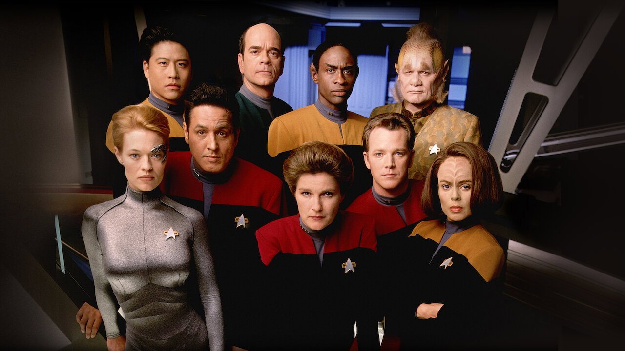 Star Trek: Voyager promotional still
